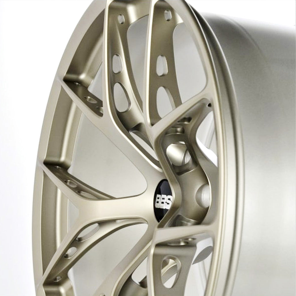 Forged aluminum BBS FI-R Evo rear wheel detail for McLaren 765LT